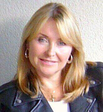 Anti-Aging Beauty: At-Home Skincare & Tips for Firmer Skin Anti-Aging Beauty: At-Home Skincare & Tips for Firmer Skin